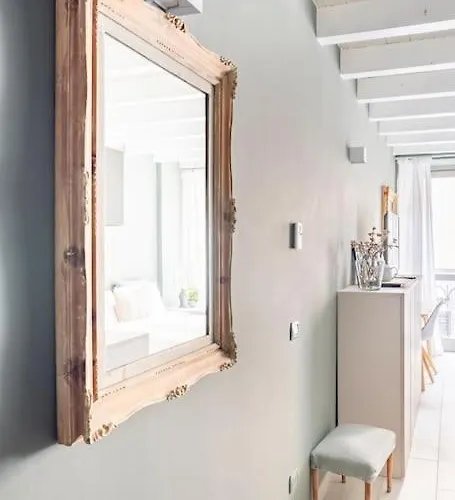 Center Mia - Modern & + Wifi