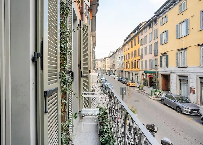 Center Mia - Modern & + Wifi Apartment *